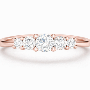 טבעת יהלומים קלאסית- 5 יהלומים