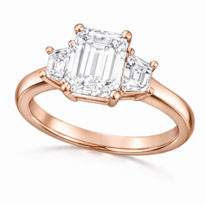 טבעת אמרלד משולשת